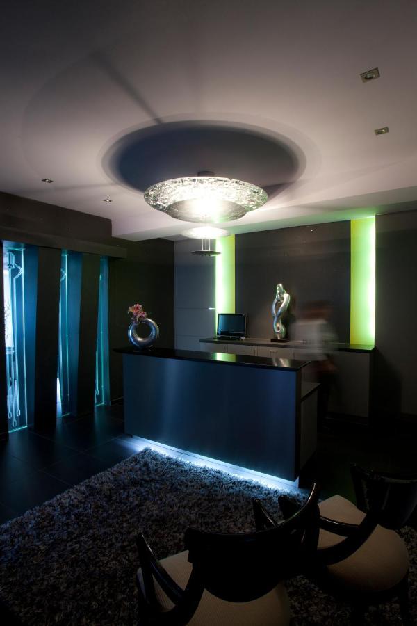Le Temple Hotel Neuhutten  Buitenkant foto